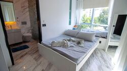 Fifty-Two Stevens (D10), Apartment #587786351
